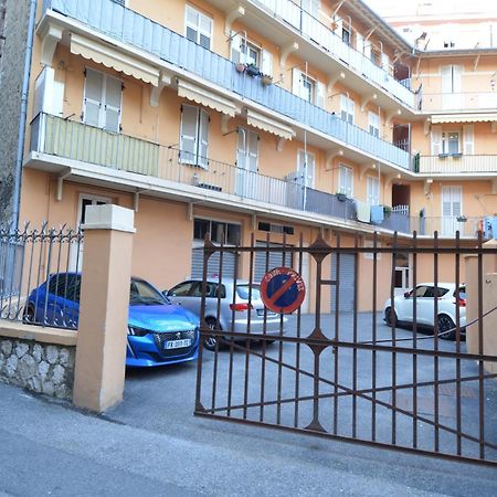 Appartement Avec Parking Pour 4 Personnes En Plein Coeur De Monaco Beausoleil Exterior photo